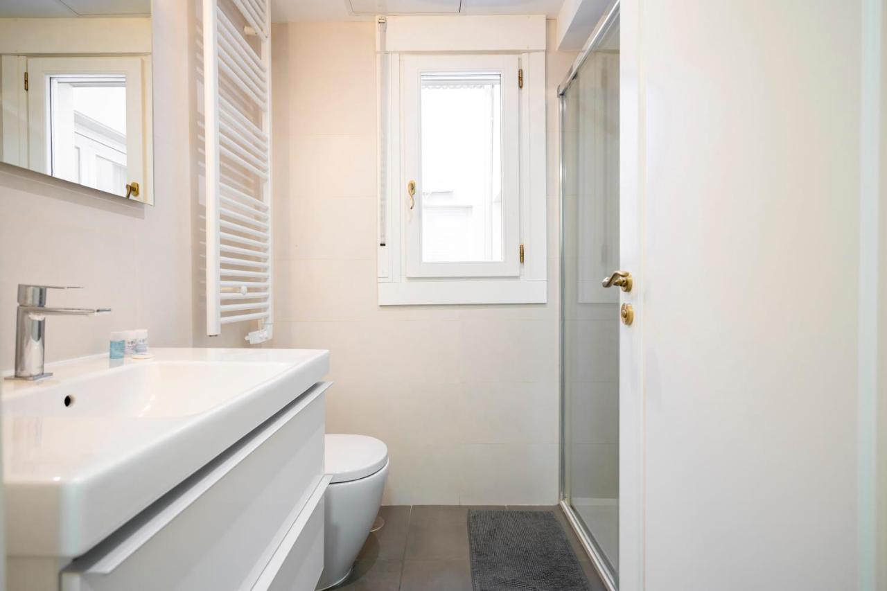 For You Rentals Brand New Apartment At Madrid City Center Wifi Ato55 Екстериор снимка